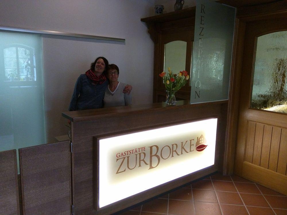 Hotel Zur-Borke Neuenrade エクステリア 写真